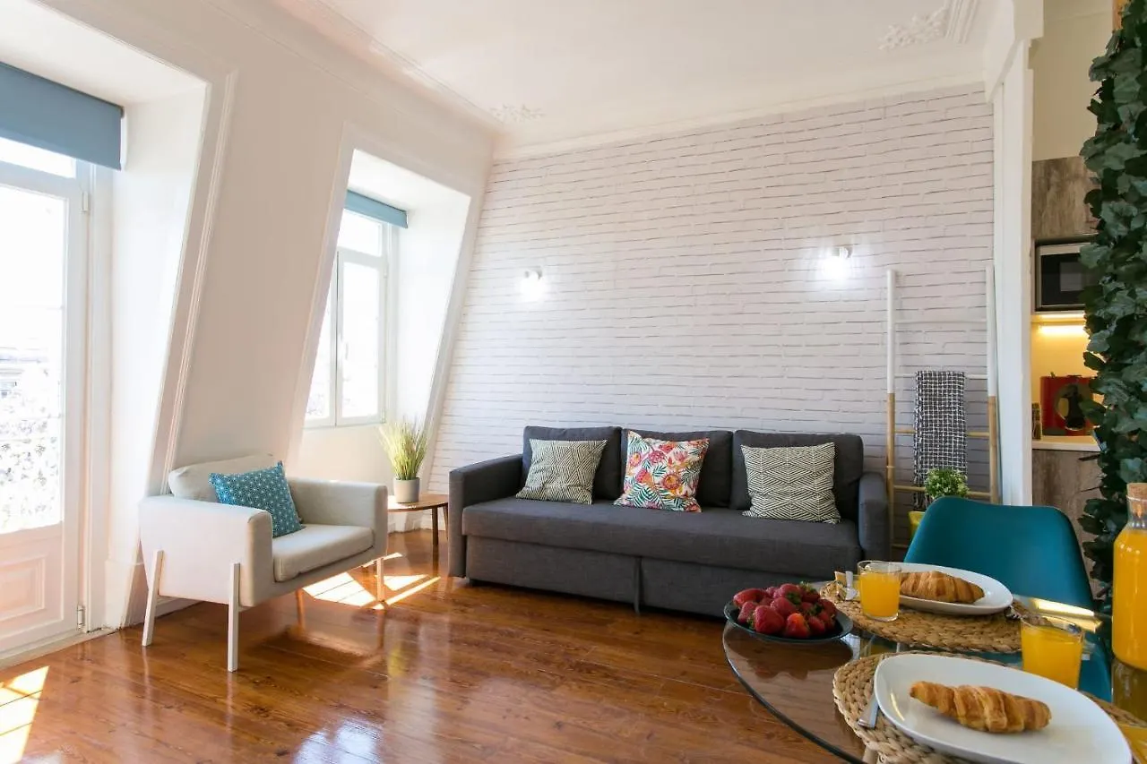 Apartamento Photographers Attic W Stunning View In Alcantara Lisboa