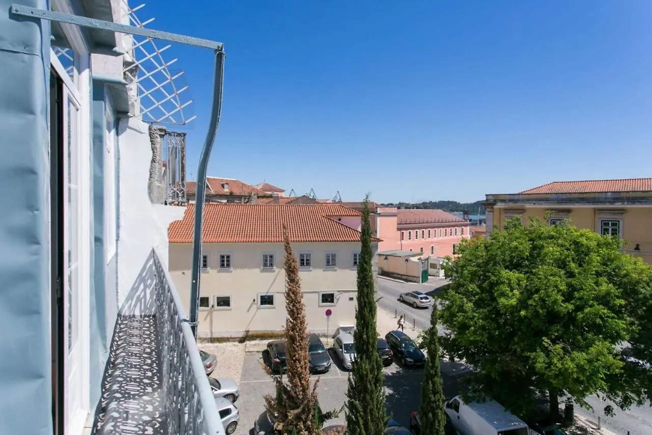 Apartamento Photographers Attic W Stunning View In Alcantara Lisboa 0*,  Portugal