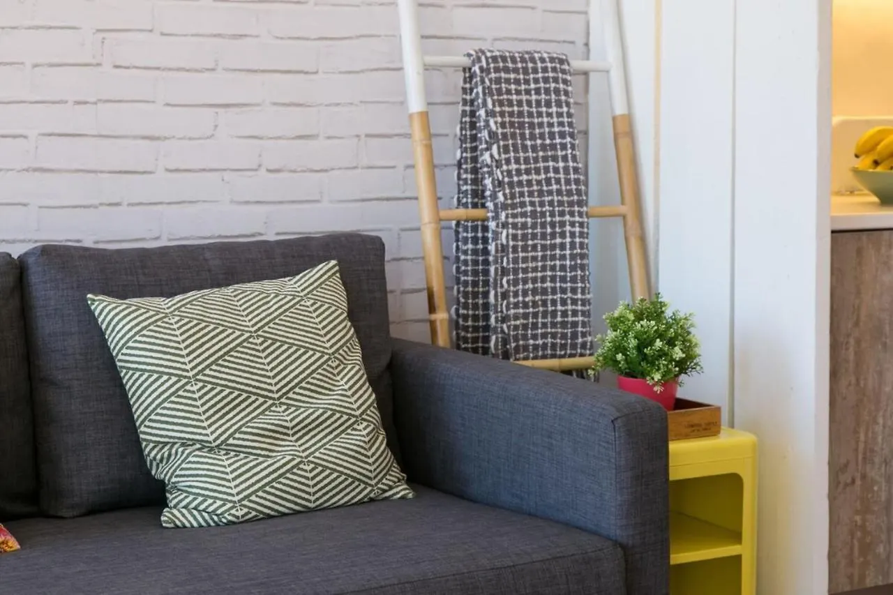 Apartamento Photographers Attic W Stunning View In Alcantara Lisboa